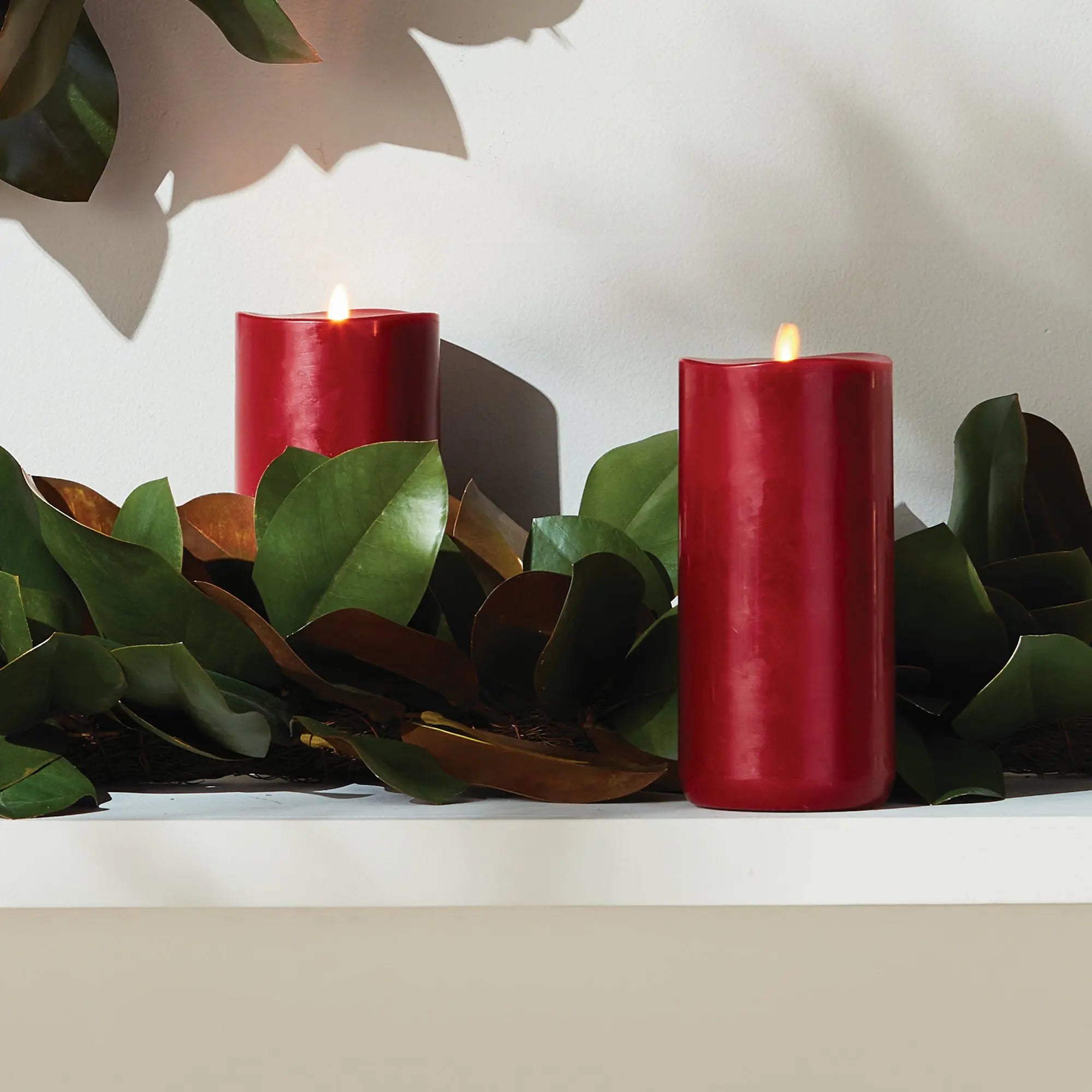 GRAND MAGNOLIA LEAF GARLAND 72" Villa Decor & Design