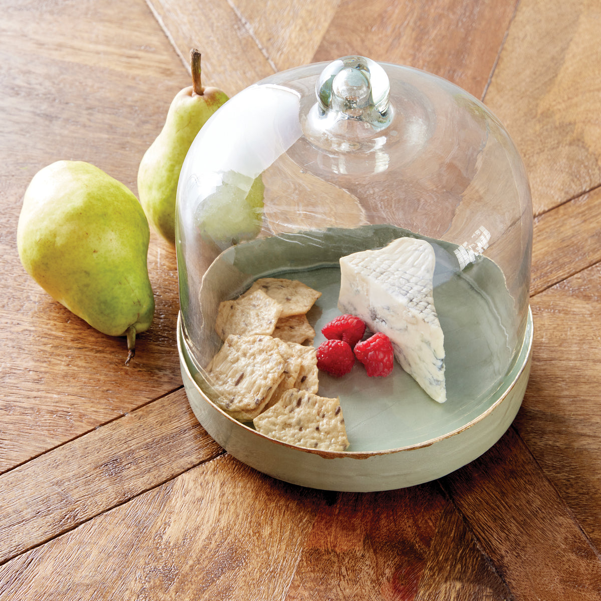 Kammie Tray with Cloche Small