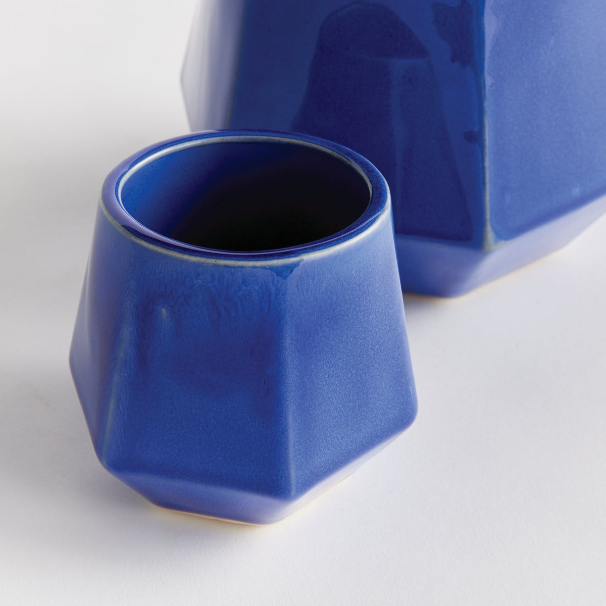 Apex Pots, Set of 2