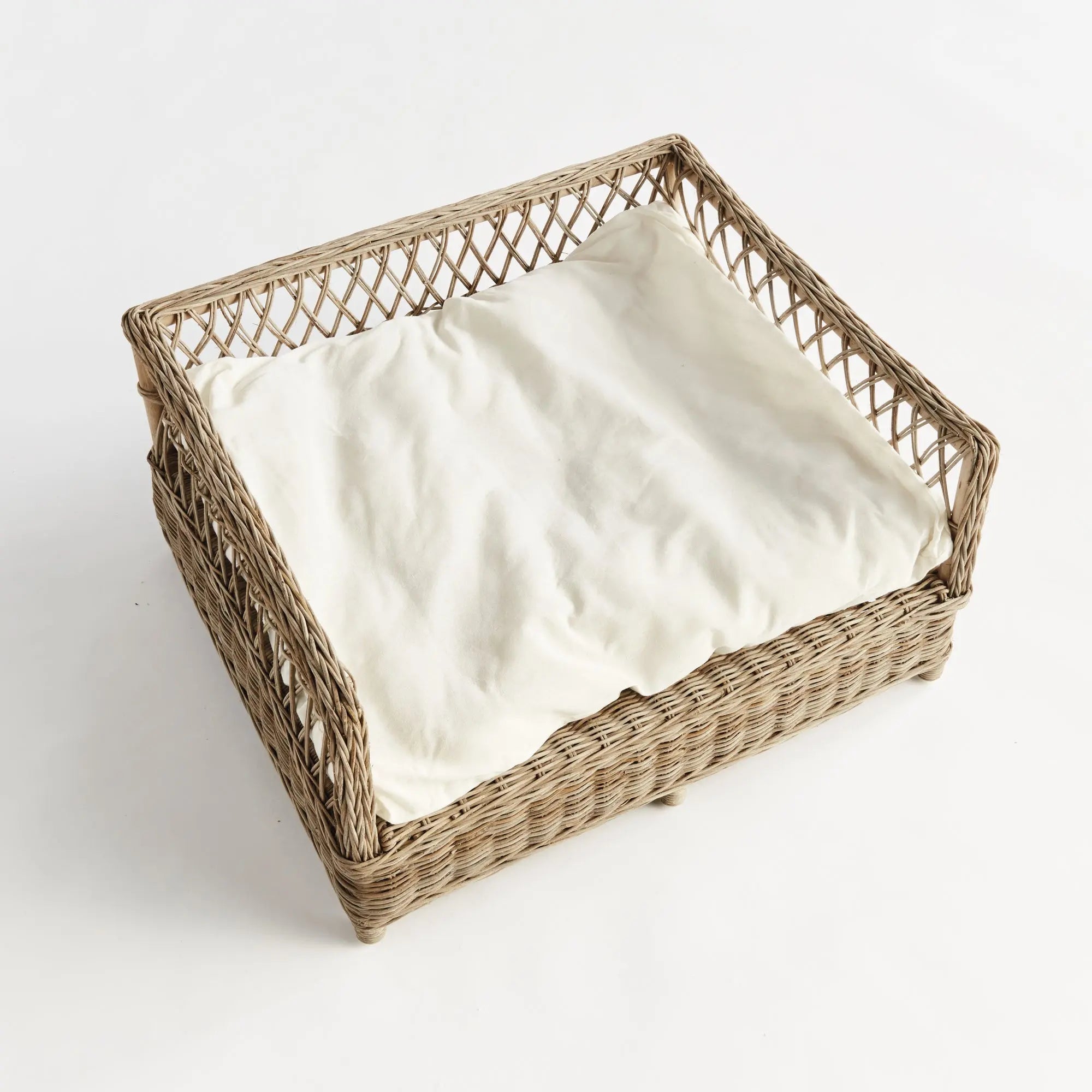 Normandy woven rattan dog bed with gray cushion – Large size