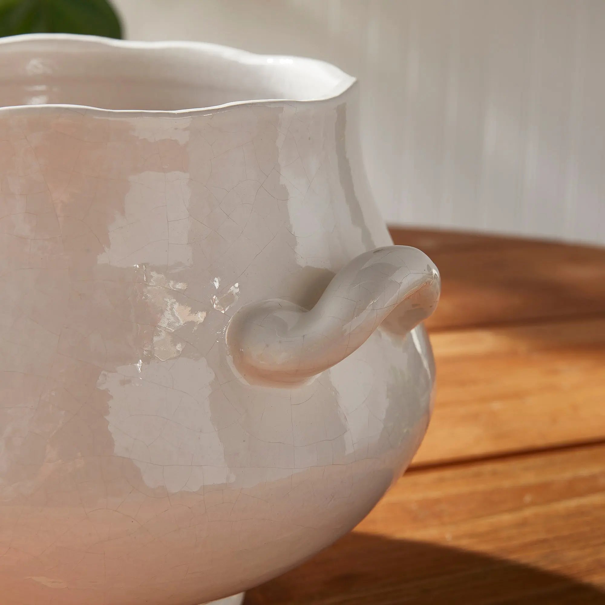 Wellon Footed Cachepot – Small or Large| White Ceramic Planter - Villa Decor & Design