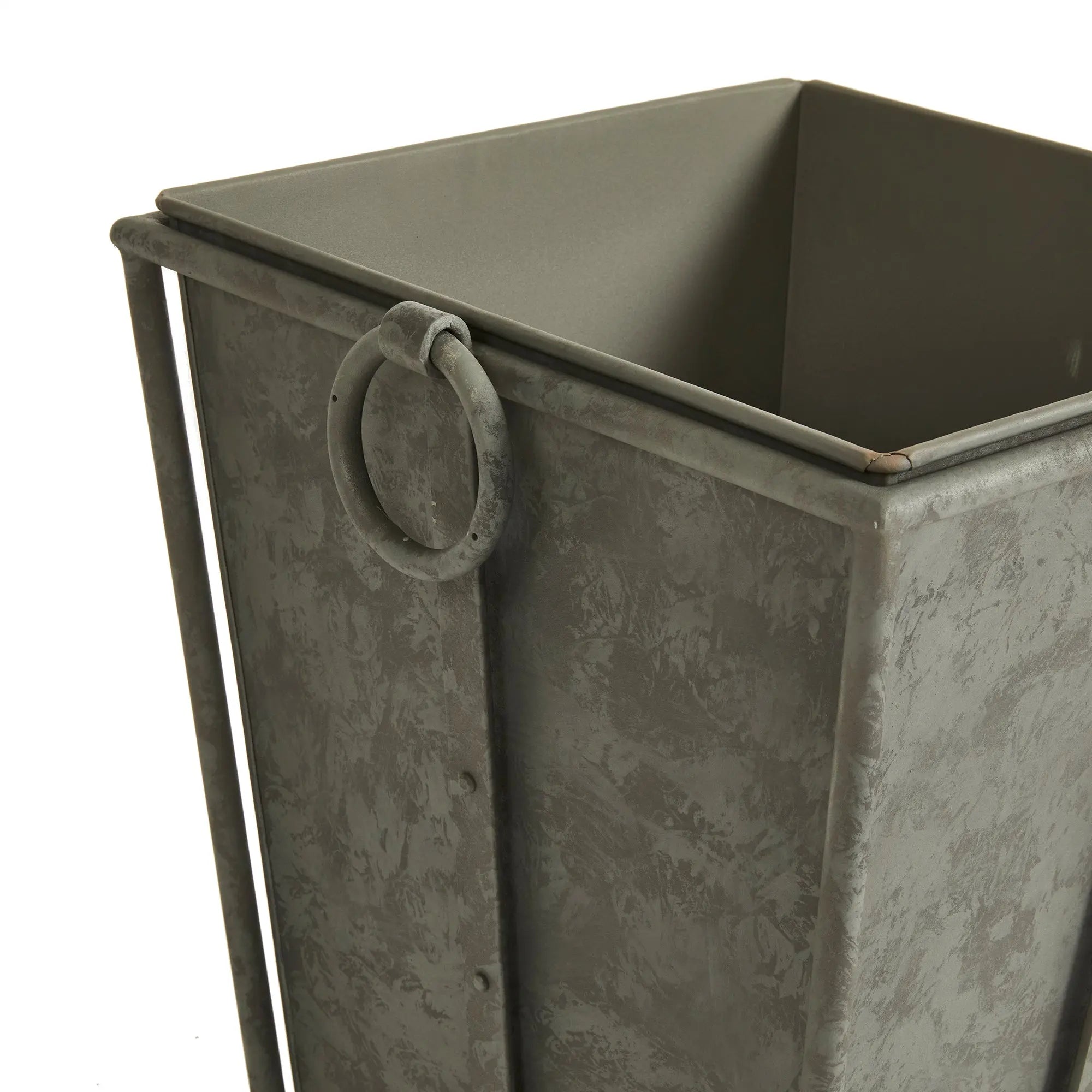 CALLAHAN TAPERED PLANTER SMALL Villa Decor & Design