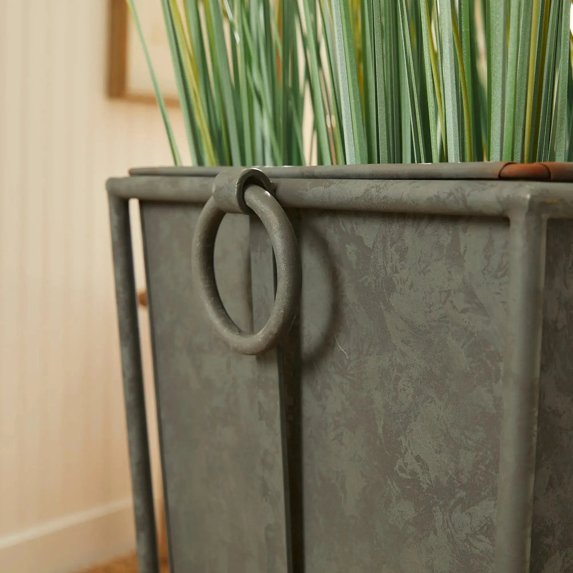 CALLAHAN TAPERED PLANTER LARGE Villa Decor & Design