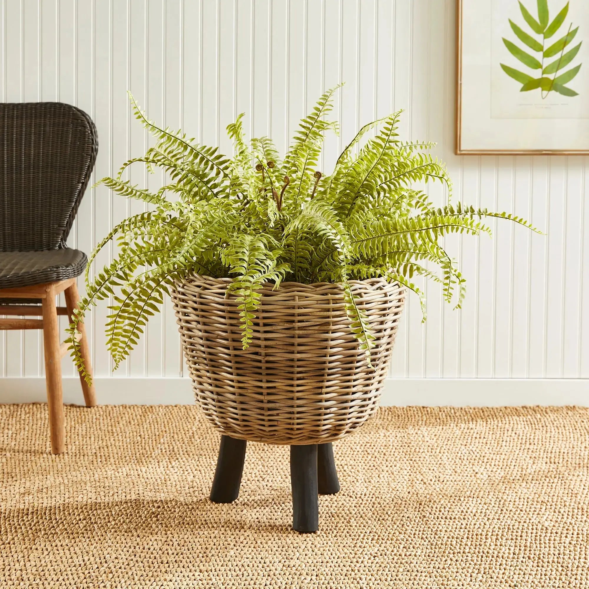 WOVEN RATTAN DRY BASKET PLANT RISER 21.25" Villa Decor & Design