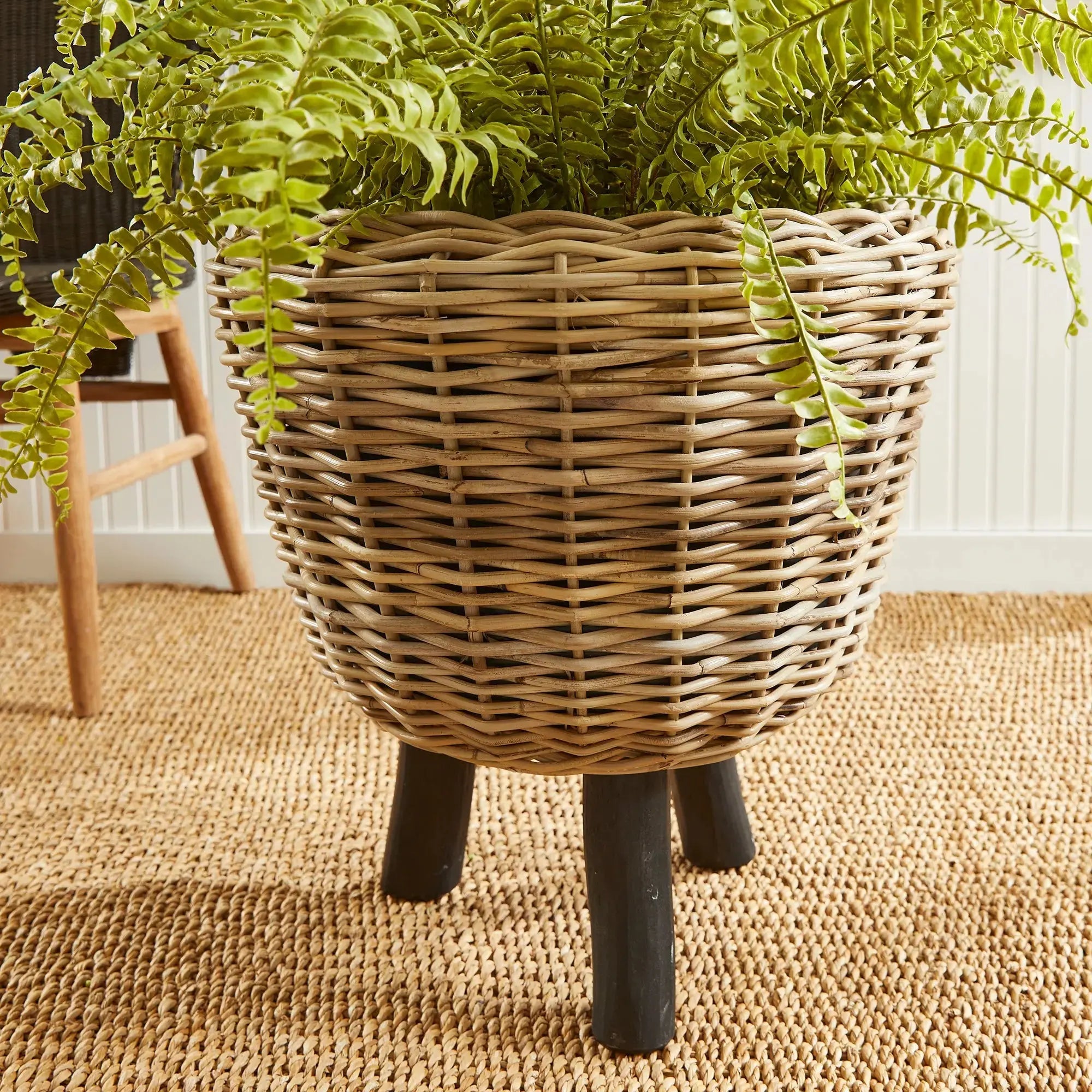 WOVEN RATTAN DRY BASKET PLANT RISER 21.25" Villa Decor & Design