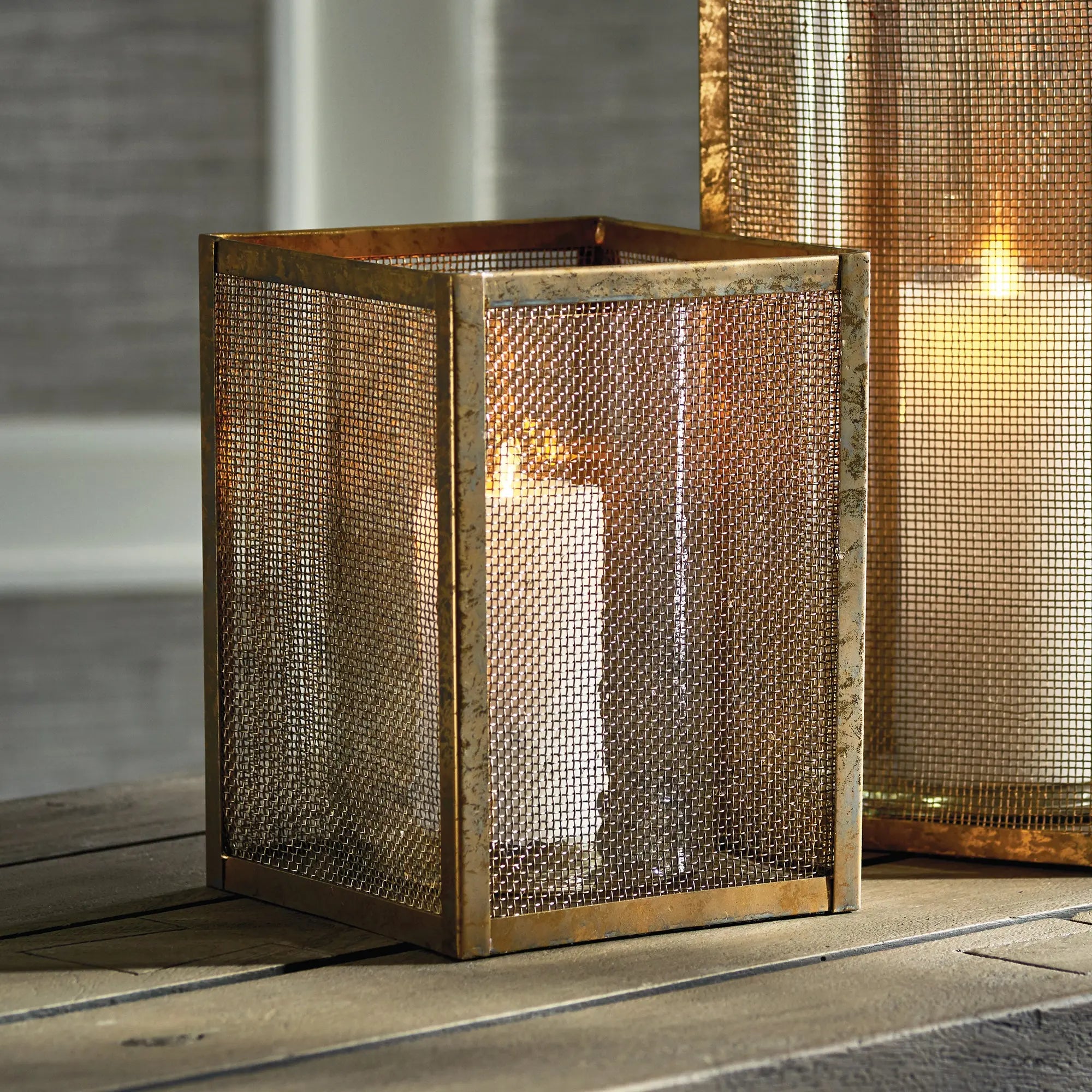 DIEGO HURRICANE 10" Villa Decor & Design