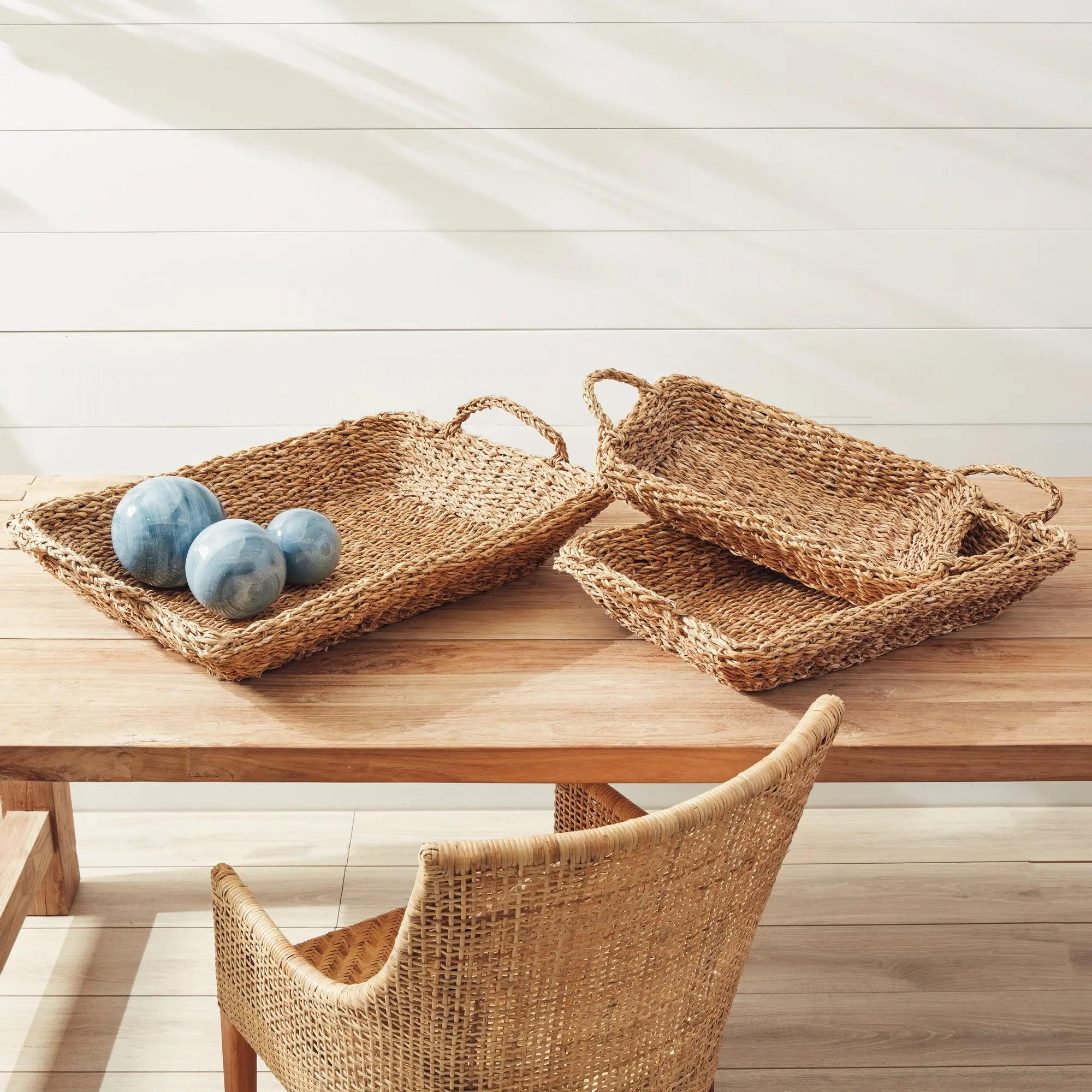 SEAGRASS TRAYS WITH HANDLES, SET OF 3 Villa Decor & Design