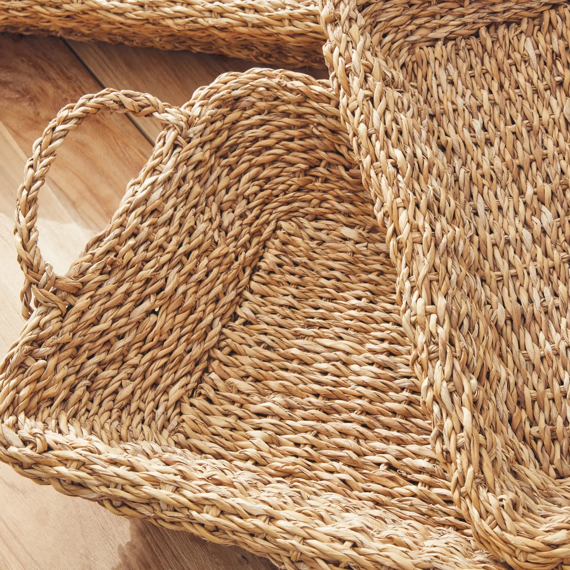 SEAGRASS TRAYS WITH HANDLES, SET OF 3 Villa Decor & Design