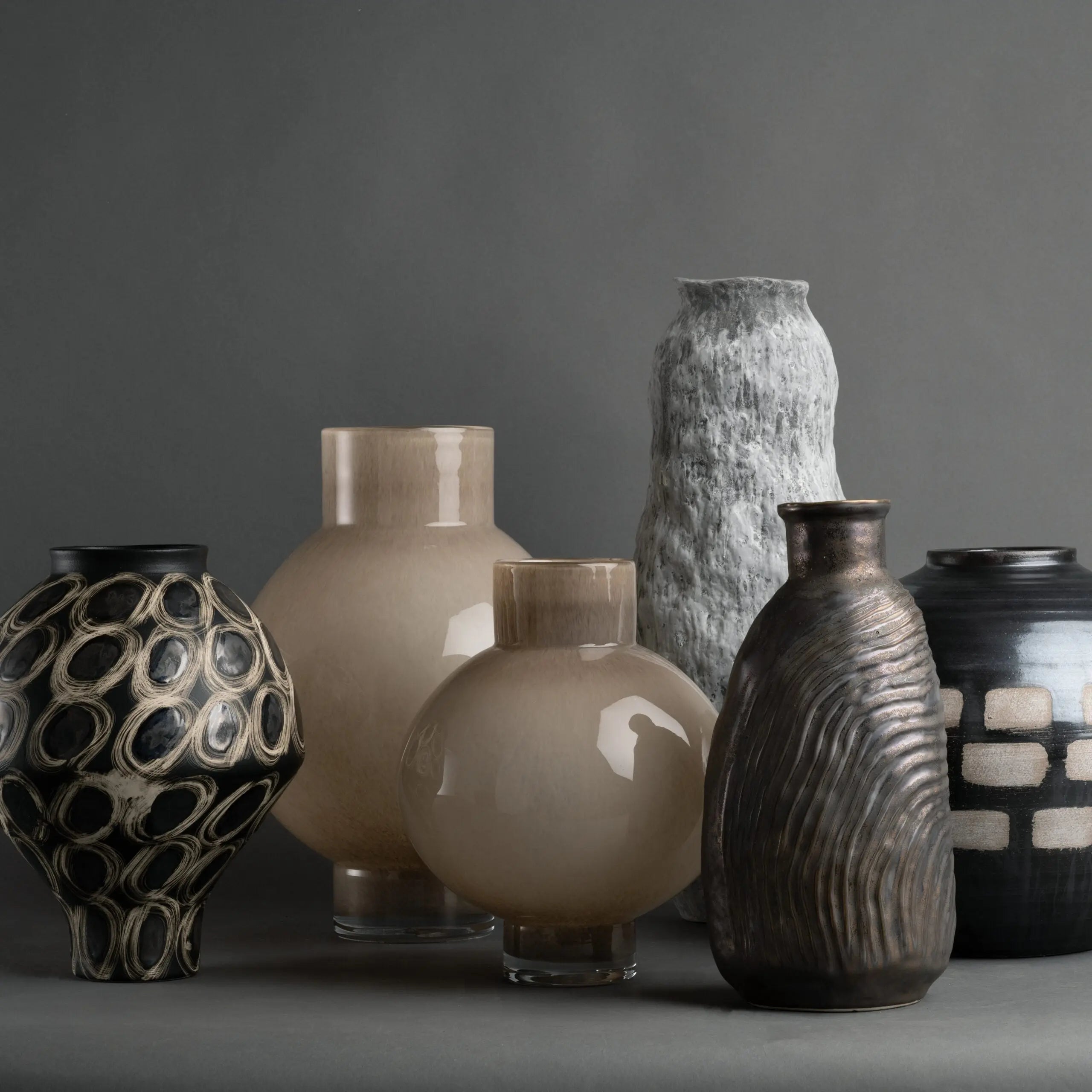 Tessa Vase - Black Circular Patterned Ceramic Vase - Villa Decor & Design