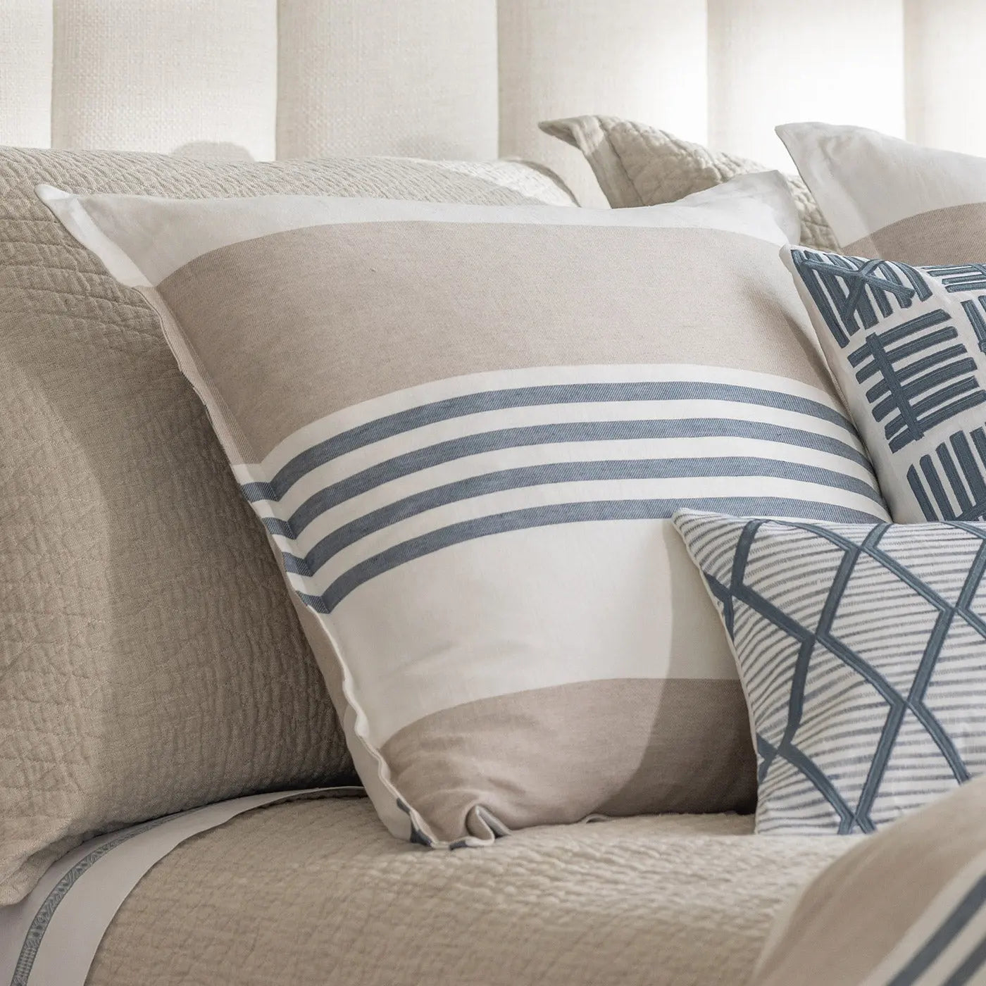 Pillows Villa Decor & Design