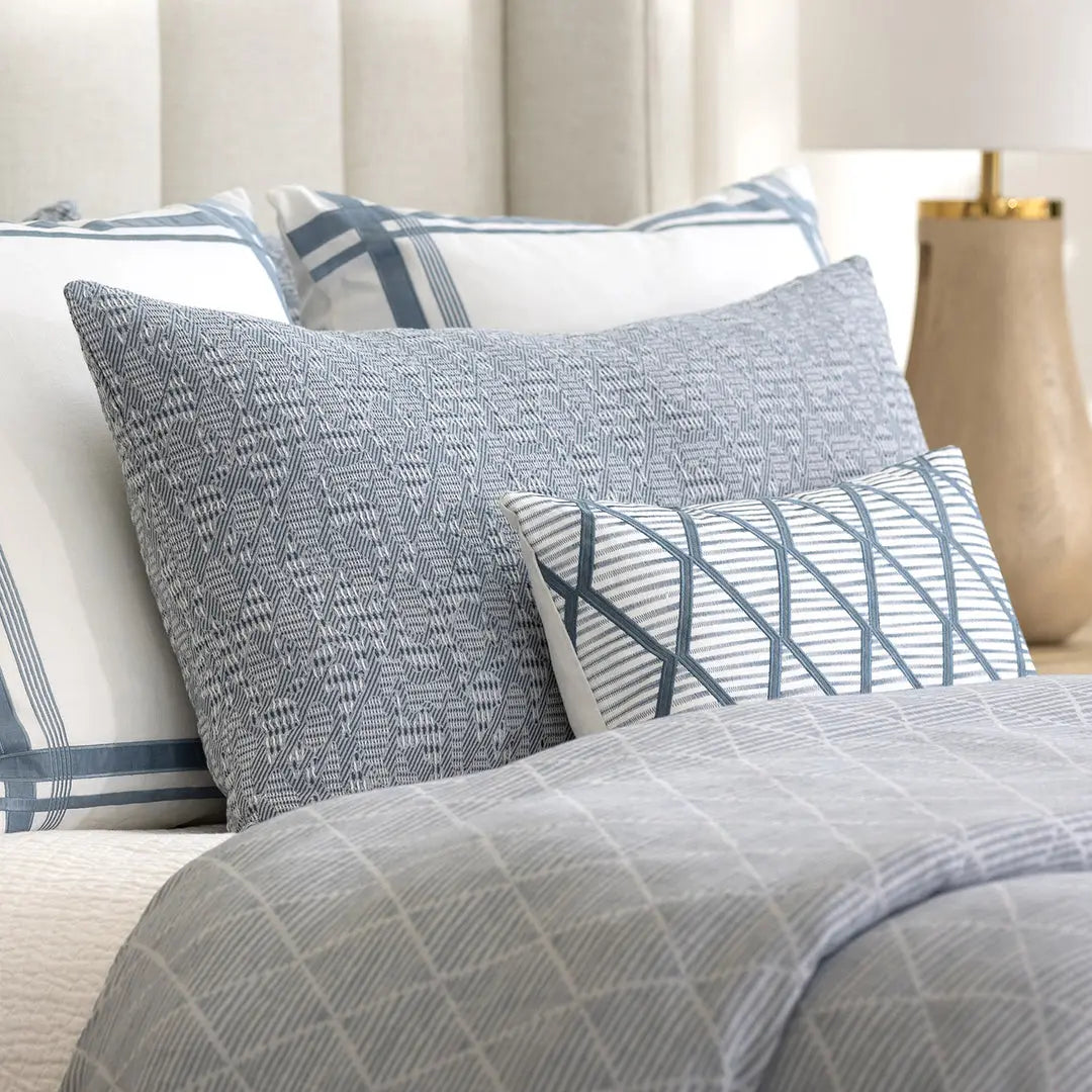 luxury bedding, high thread count bedding, luxury linens