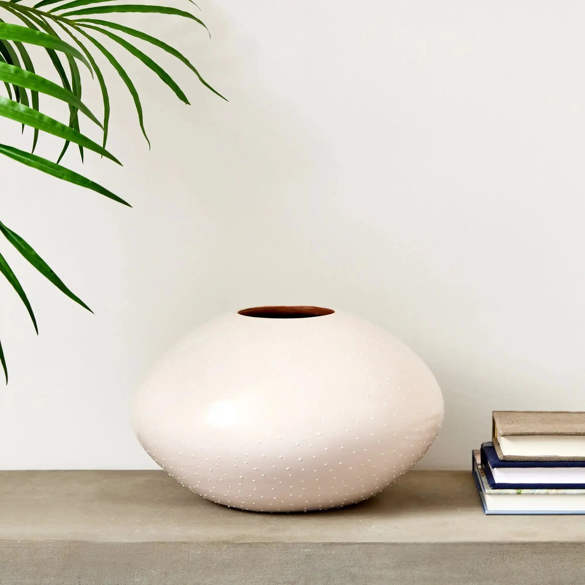KEYLA VASE MEDIUM Villa Decor & Design
