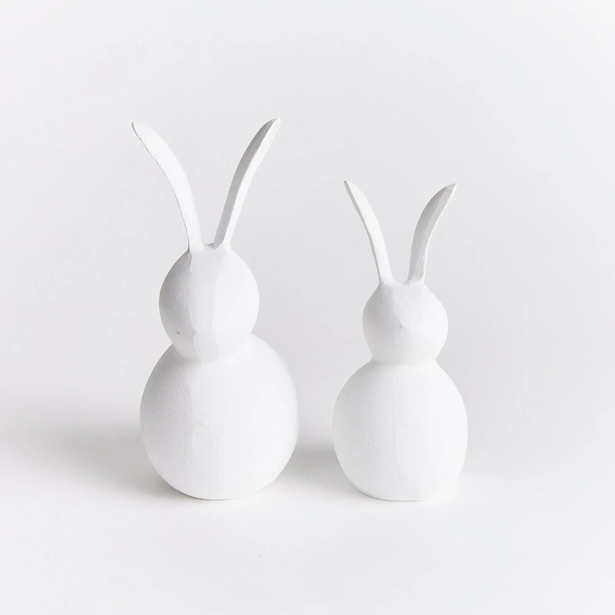 LOLA GARDEN SCULPTURES, SET OF 2 Villa Decor & Design