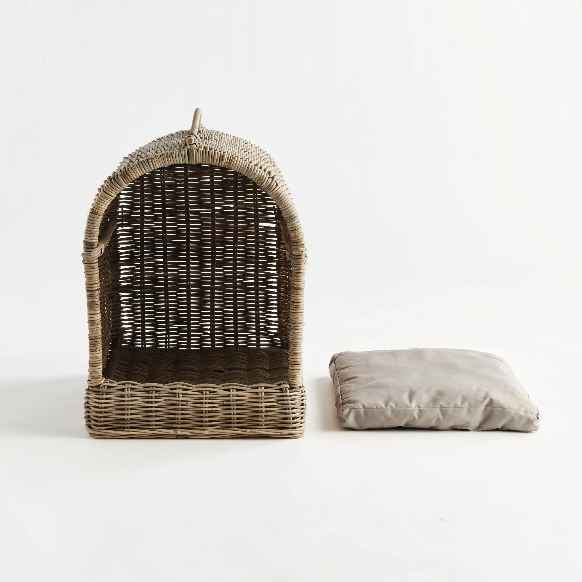 Large Normandy pet bed in stylish dove gray finish