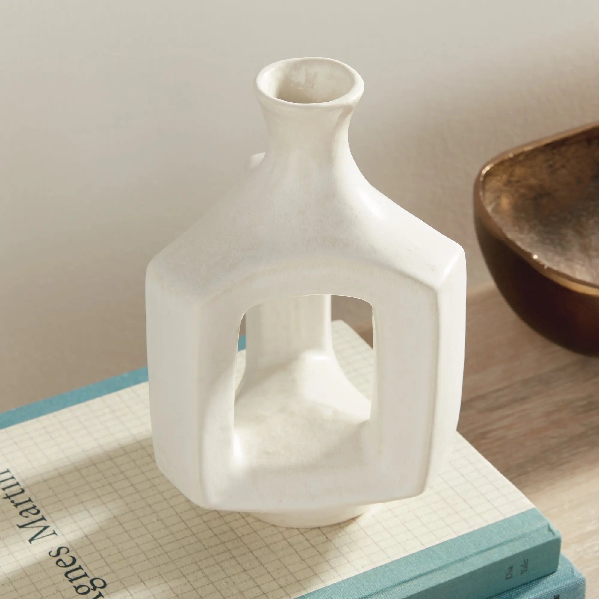 Matte white Sonya vases in short