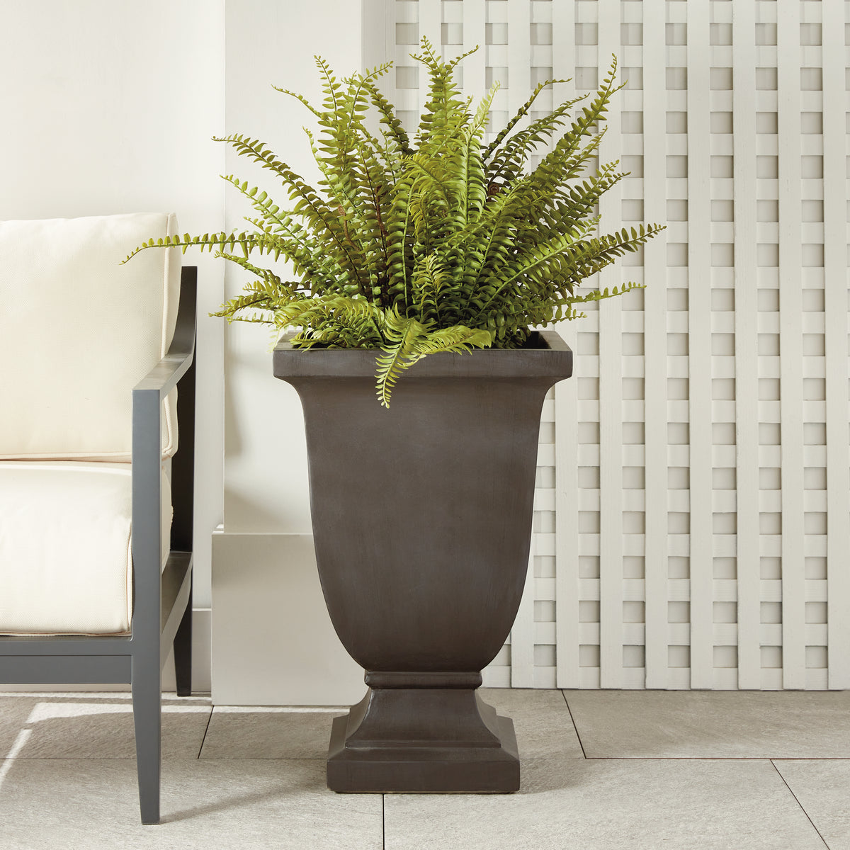 Fibreclay Beckett Sq Footed Planter Large