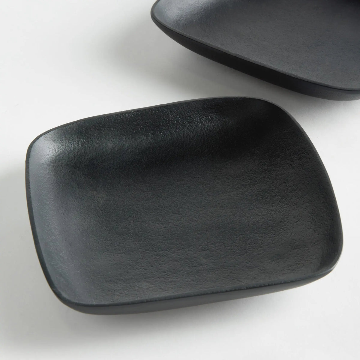 Benton Decorative Trays Set of 2 – Black