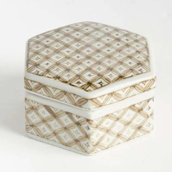 Province Lidded Boxes ST/3 | Taupe Chinoiserie Porcelain Lidded Boxes Napa Home & Garden