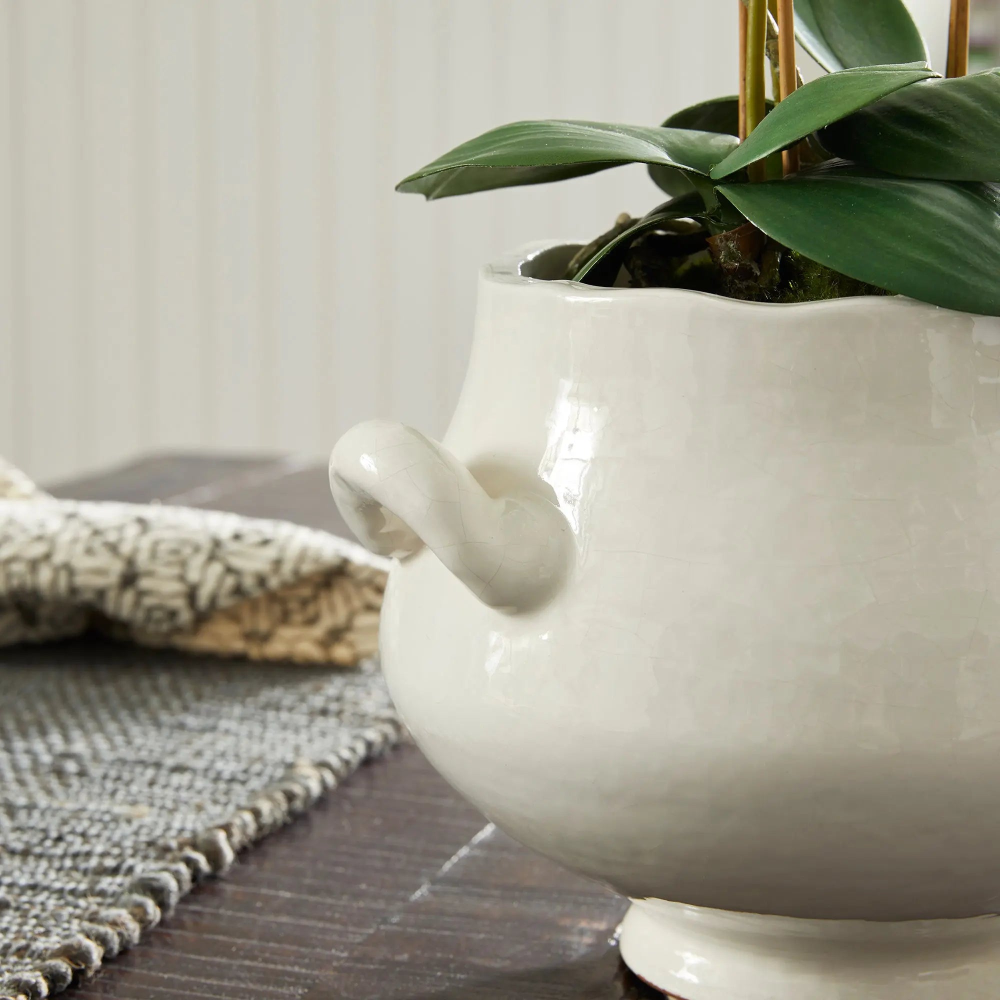 Wellon Footed Cachepot – Small or Large| White Ceramic Planter - Villa Decor & Design