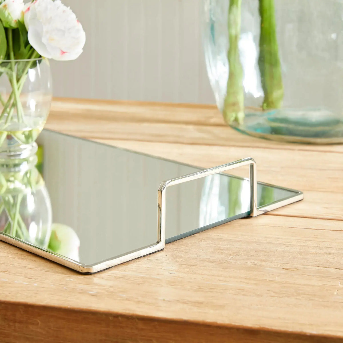 Covina large gold-tone tray with flowers, close-up view