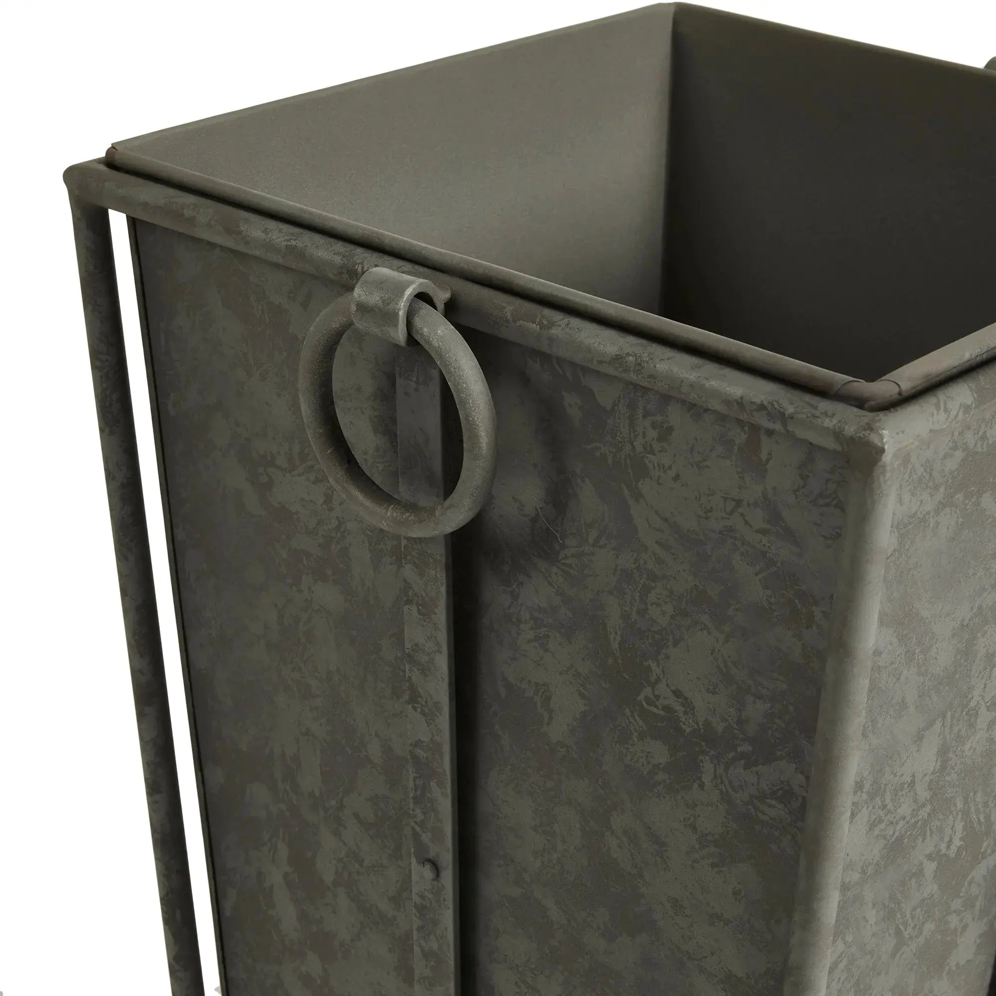 CALLAHAN TAPERED PLANTER LARGE Villa Decor & Design