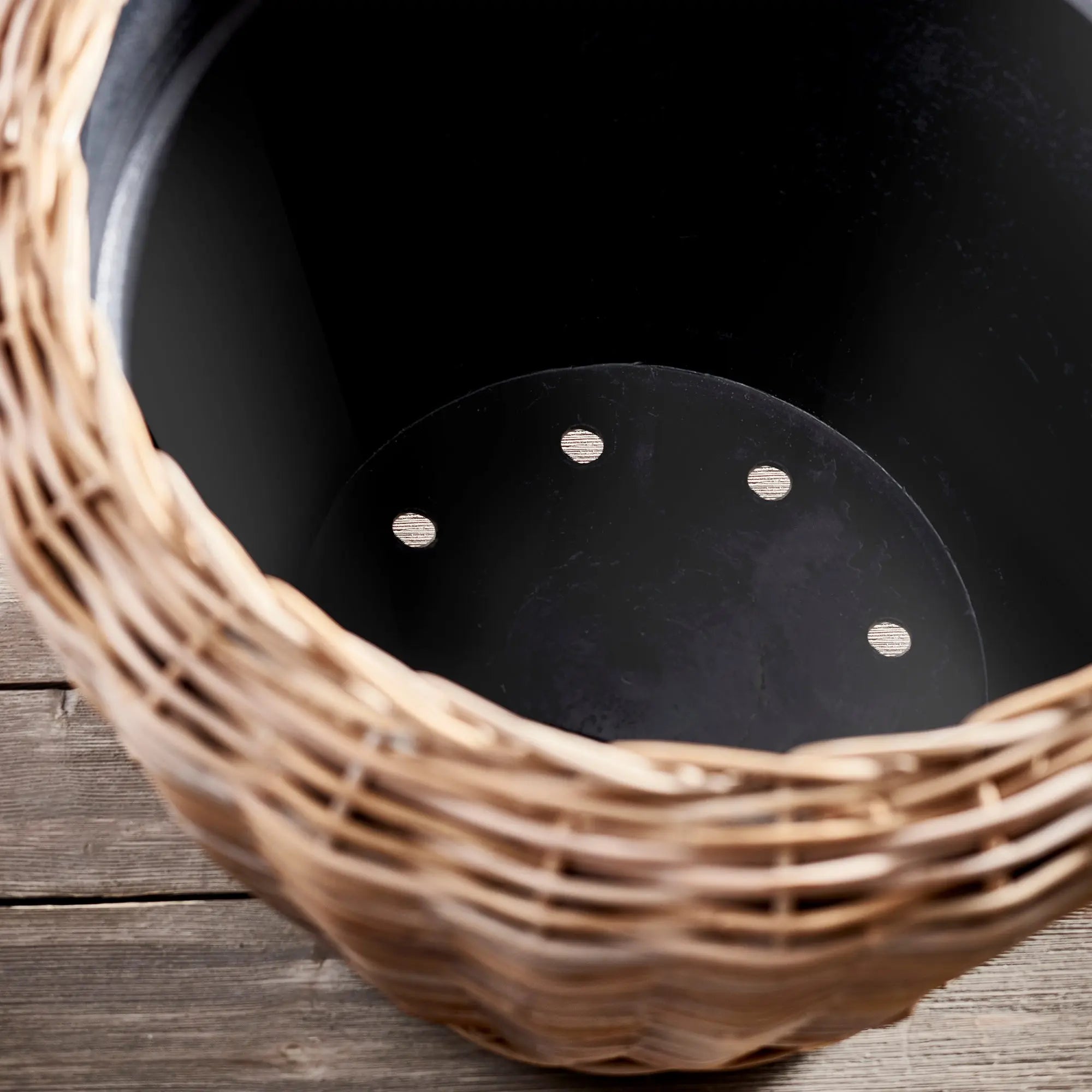 WOVEN DRY BASKET PLANTER 26.75" Villa Decor & Design