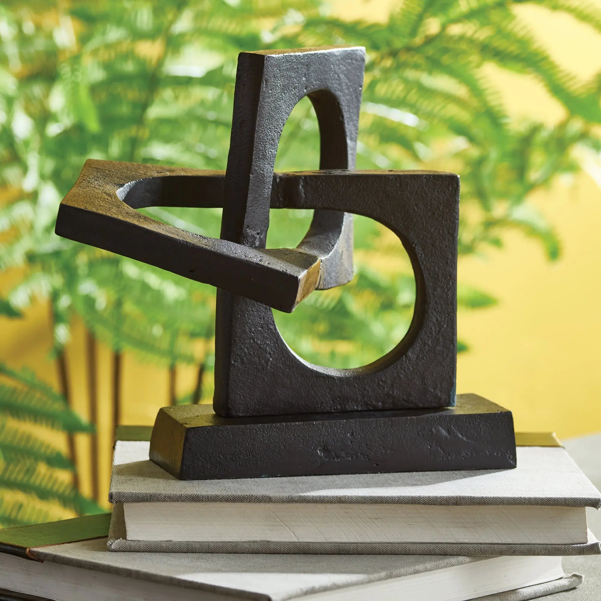 MONTANERO SCULPTURE Villa Decor & Design