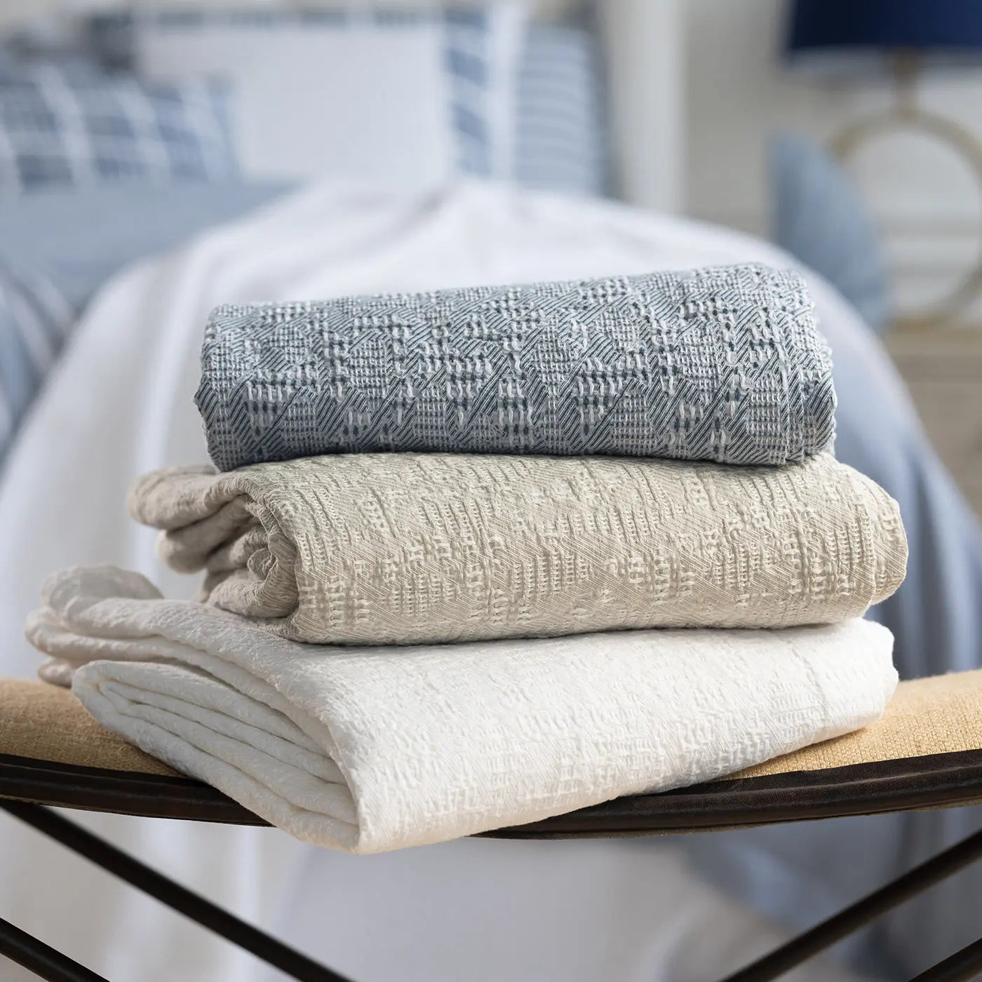 luxury bedding, high thread count bedding, luxury linens