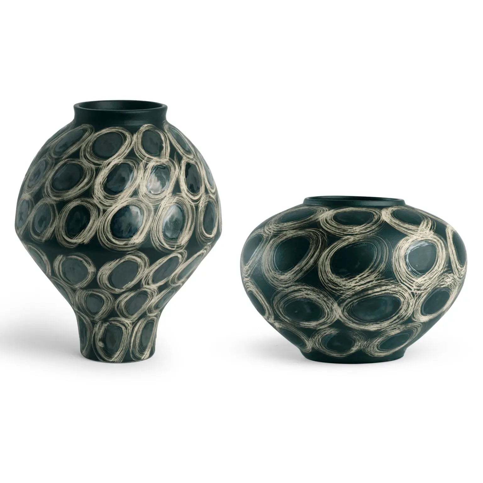 Tessa Vase - Black Circular Patterned Ceramic Vase - Villa Decor & Design