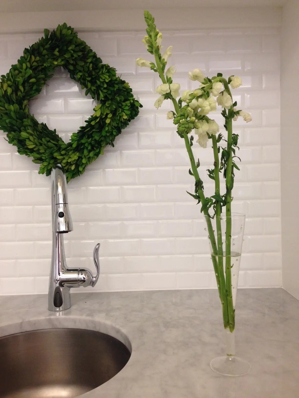 La Boheme Flute with Small Dots - elegant champagne flute with Bohemian-inspired dotted pattern, also functions as flower vase